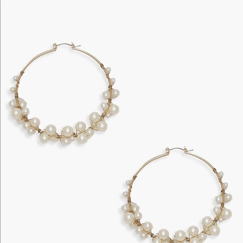 Pearl Cluster Hoop Earrings